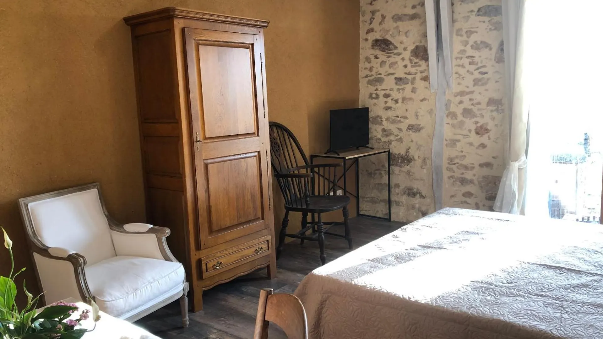Çiftlik konaklama Gites Des Ecuries De Saint Maurice Lacapelle-Marival